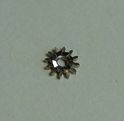 Pièce D'horlogerie Pour Montre Gruen - Pignon Canon, Référence 421 405 - New Old Stock (NOS)