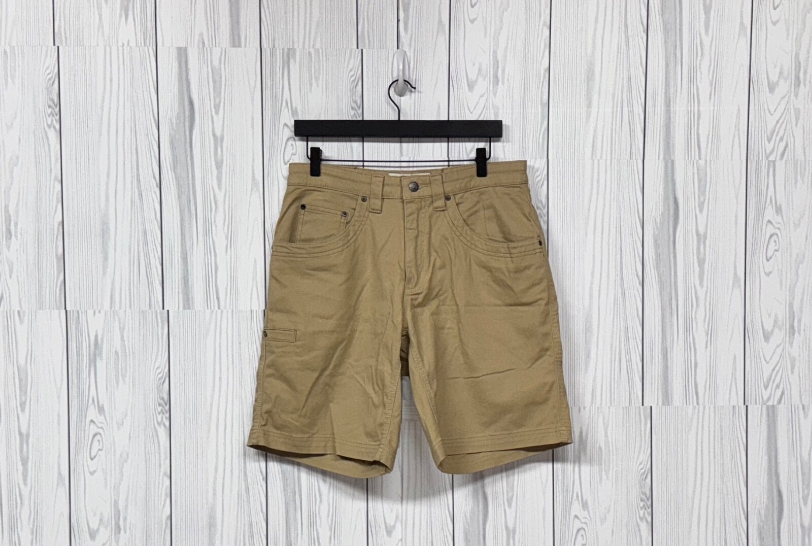 Mountain Khakis shorts mens size 32 khaki 9 inch inseam cotton