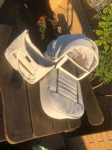 Bambini Geneva Bassinet + Baby Bag - Picture 4 of 10