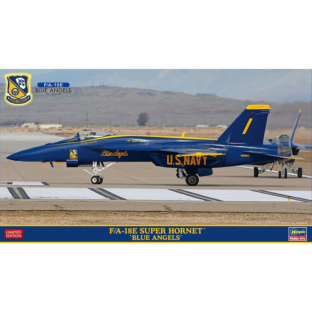Hasegawa 02467 F/A-18E Super Hornet 'Blue Angels' 1:72 Model Kit