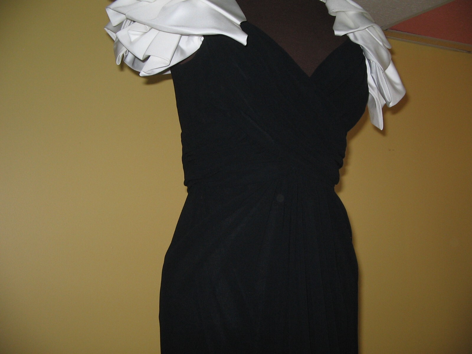 Foto 15 di 24