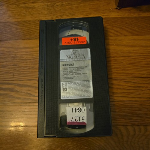 Showgirls (VHS NC-17 Rating) Elizabeth Berkley/. Gina Gershon MGM - 第 3/4 張圖片