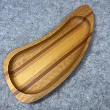 Sovereign Woodworkers New Zealand Wooden Serving Tray Dish No. 68A Striped