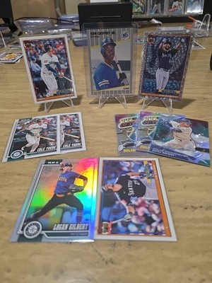  Seattle Mariners 10 Card lot. RC, Insert, Parallels. Griffey Rc, Julio(4) Cal