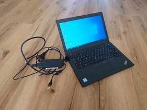 Lenovo ThinkPad X260, i5-6300U, 128GB SSD, 16GB RAM, beleuchtete Tastatur.