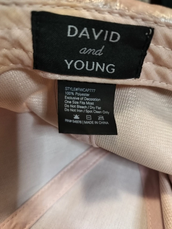 Gorra de béisbol de terciopelo rosa para mujer David & Young talla única Foto 3 de 4