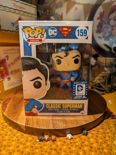 NEW IN BOX Funko Pop! #159 Classic Superman Vinyl Figure