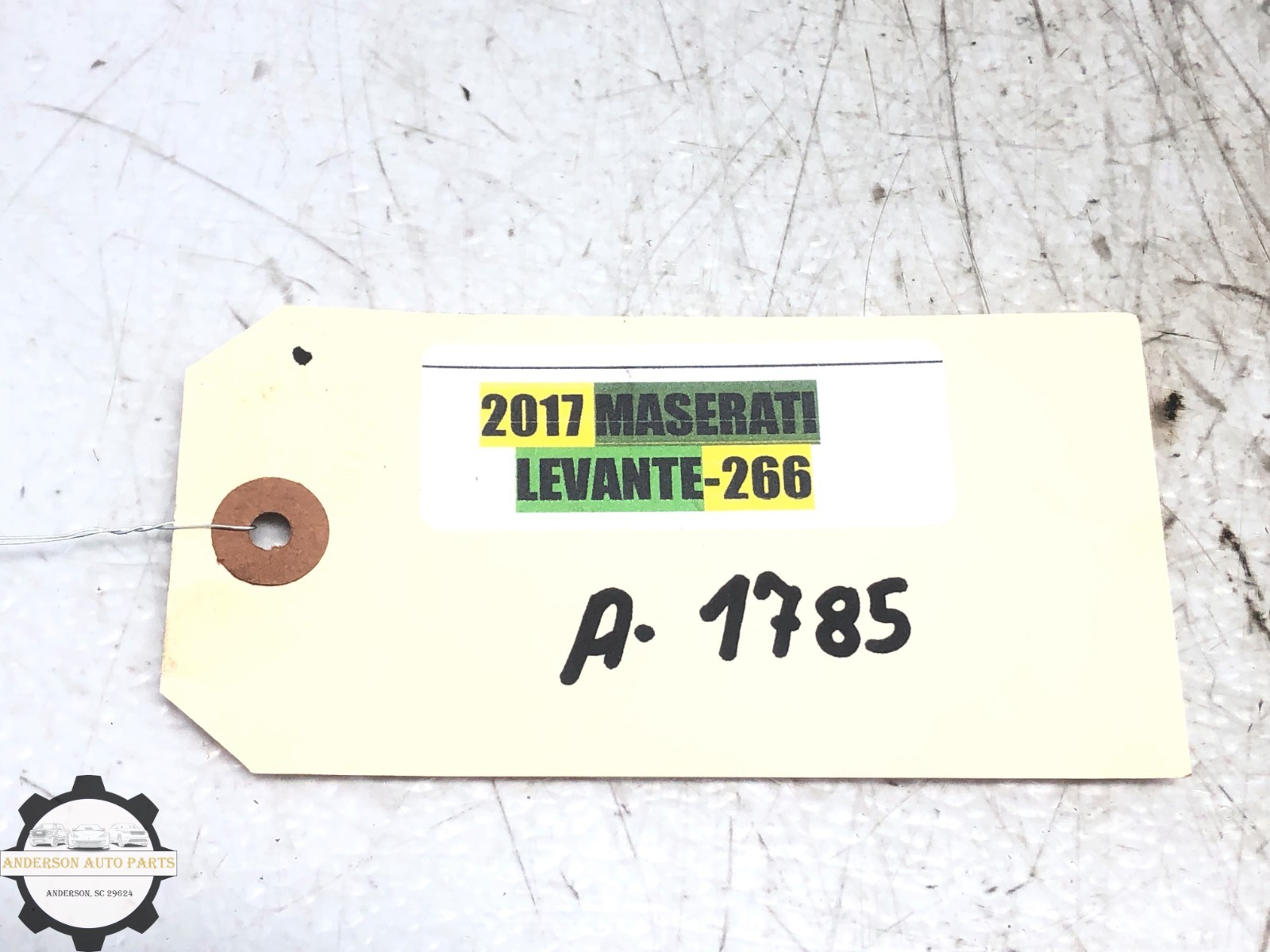 Maserati Levante 2017-2020 Thermostat housing