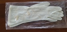 Vintage Mid Century Ivory Embroidered Gloves