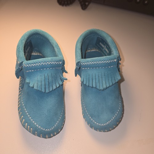 Minnetonka Moccasins Blue Size 5 Toddler Slippers Fringe Bootie Soft Sole - 第 1/10 張圖片