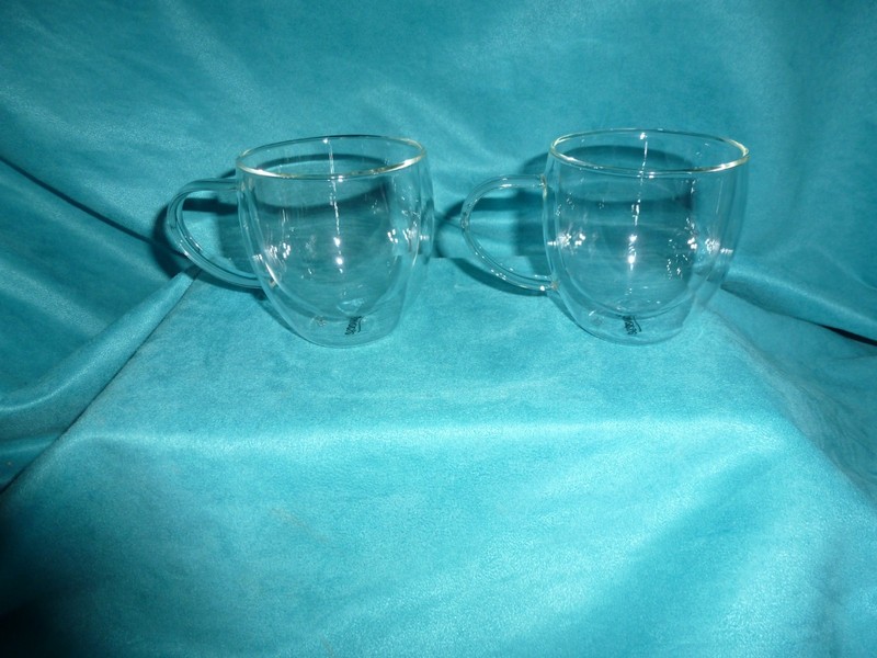 Lot 2- Glass coffee/tea mugs/cups Double Wall Insulated Glass Set of 2 -10 oz