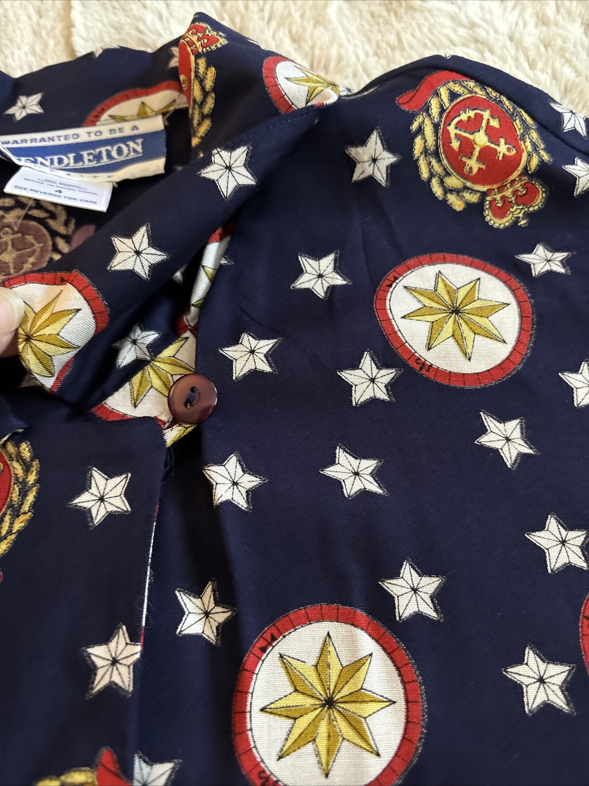 Pendleton Blue Red Star Nautical Buttoned Short S… - image 8