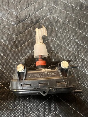 Mercedes W123 Door locking vacuum pump element 1238003375 | eBay