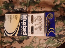 Mustad Snelled Carlisle Hooks Size 6 -  6 LB Test Line