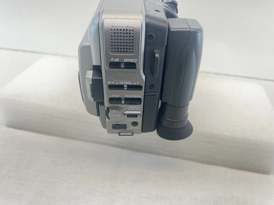 JVC GZ-SXM527U Handheld Super VHS Camcorder Camera Gray Tested & Working - Image 3 of 4