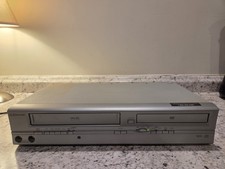 Emerson DVD/VCR Combo EWD2004 VHS Player Recorder NO REMOTE Powers On