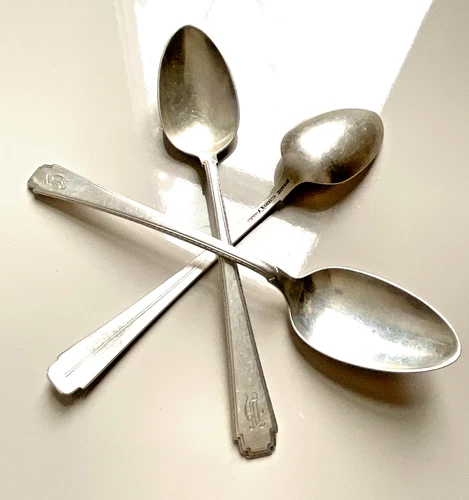 Wallace Sterling Silver Deco Dessert Spoons Set of 3 Deer Hallmark Estate 78.5g