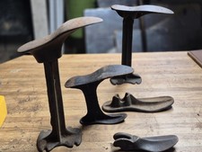 Vintage Cast Iron Malleable Cobbler Shoe Repair Anvil Stand 5 Forms plus 2