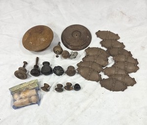VTG Lot 29 Carved Wood Onlay Applique Knobs Furniture Mixed Repair Pieces
