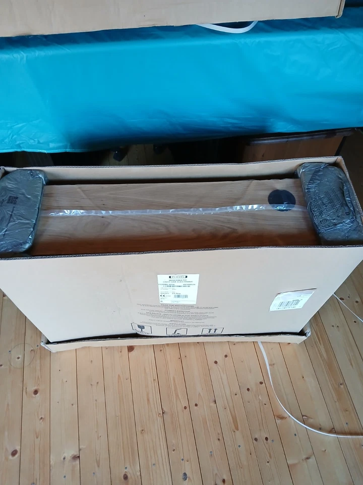 Flavel Misermatic radiant outset gas fire Light light oak - new, never opened - Image 2 of 4