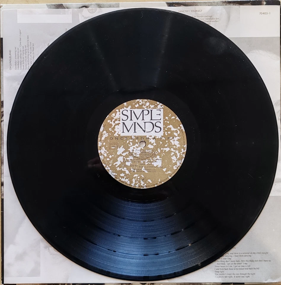 Vinyle 33t LP Simple Minds - Once upon a Time (1985 - Virgin) - Photo 4/4
