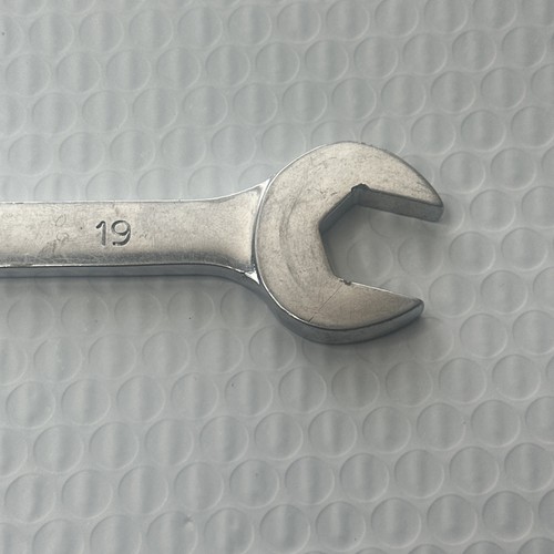 MAC Tools USA M19CW Metric 19mm Chrome Combination Wrench Vintage Mac - Picture 4 of 13