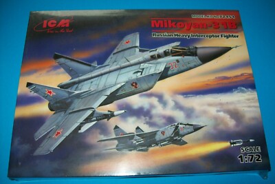 ICM MIKOYAN MIG-31B FOXHOUND Bausatz im Maßstab 1:72