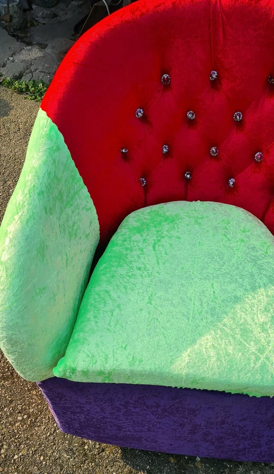 Retro Vintage 80s Iconic Funky Unusual  bedroom chair - Image 3 of 4