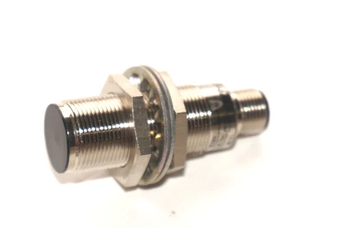 NEW BALLUFF BCN5-1804P-S4 PROXIMITY SENSOR BCN51804PS4