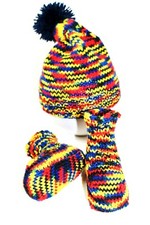 Bonnet et chaussons, un ensemble tricoté en acrylique chiné pour bébé