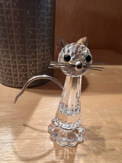 Vintage Swarovski Silver Crystal Cat (Art.7634NR070000) Figurine