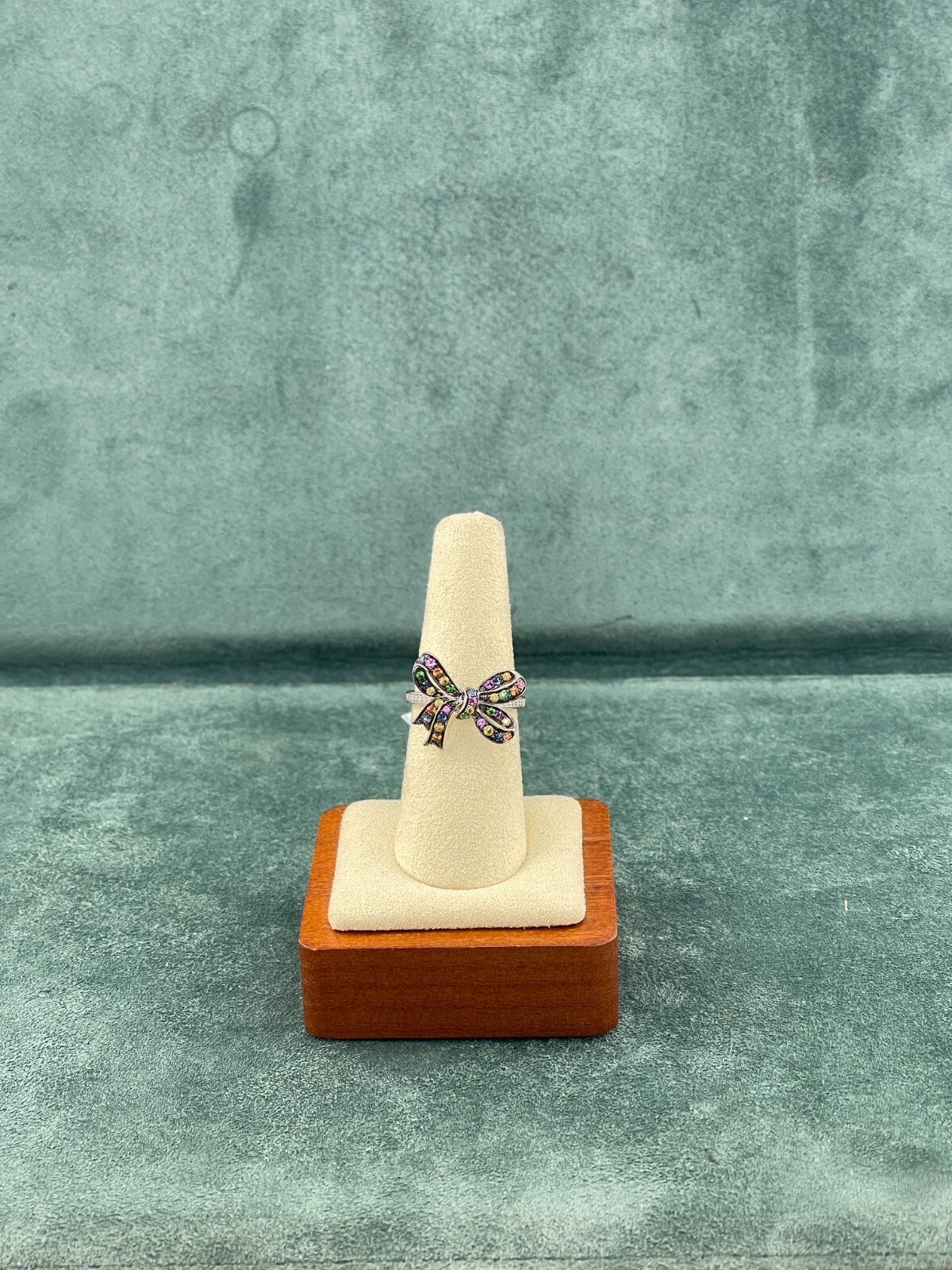 Colorful Diamond Bow Ring - Stunning Multi-Color Gemstone Design - Perfect Gift!