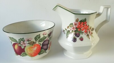 Johnson Brothers Milchkännchen mit frischem Obst und Zucker 