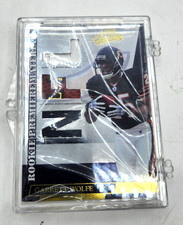2007 Playoff Absolute Memorabilia Garrett Wolfe Rookie Premiere Materials Card. rookie card picture