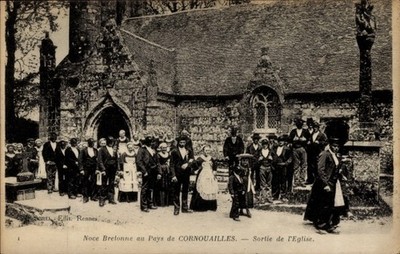 CPA Noce Bretonne au Pays de Cornouailles, Sortie de l'Eglise - 4787206