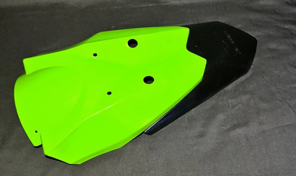 Carenado de capó guardabarros trasero Kawasaki KLX300 KLX 300 2021-2023 35022-0039-290 Foto 2 de 4