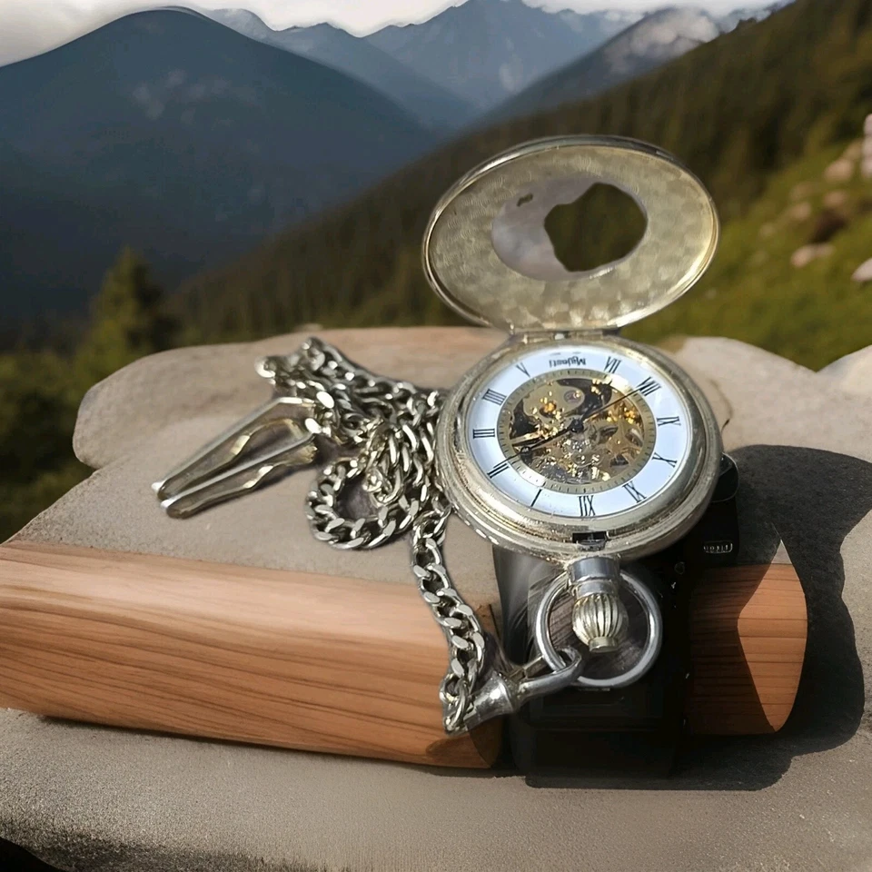 Majesti MEC Movt Gold Pocket Watch Yellow Gold With Chain Runs Great - Image 3 of 3