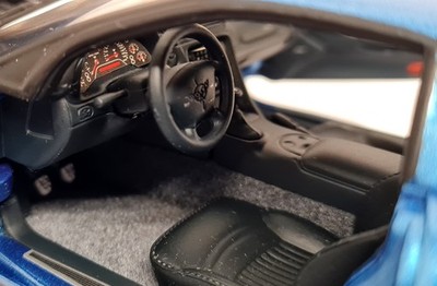Franklin Mint 1/24 Chevrolet Corvette 1999 C5 Nassau Blue Model