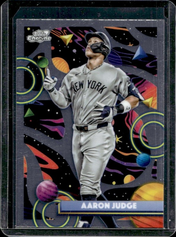 2025 Topps Cosmic Chrome Aaron Judge #185 New York Yankees