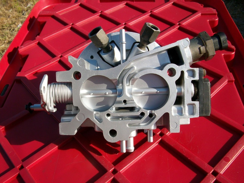 1992 1993 1994 1995 Chevrolet GMC 350 5.7L Throttle Body 1500 2500 3500