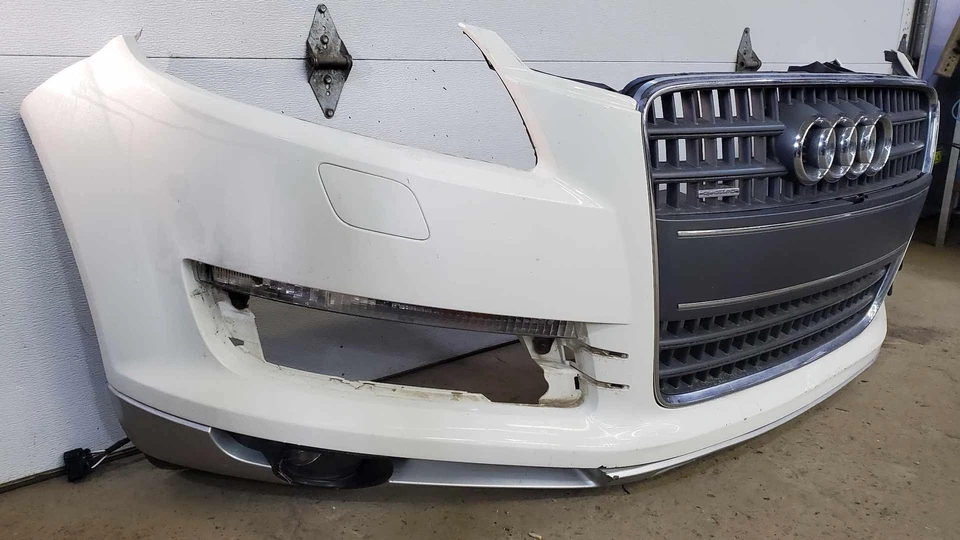 (NO SHIPPING) Front Bumper AUDI Q7 07 08 09 - Изображение 2 из 4