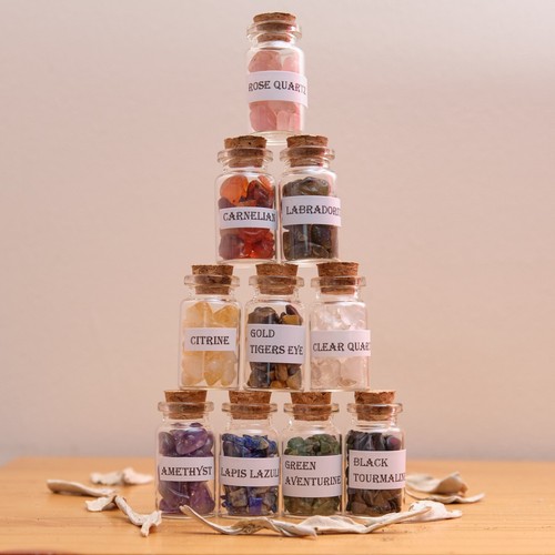 Gemstone Chips In Bottles Crystals Gift Set Small Mini Spell Jar Home Decor x 3 - Picture 3 of 9