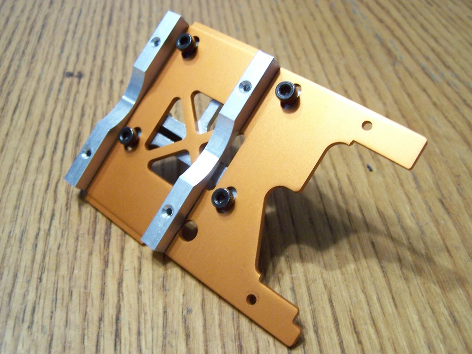 HPI Savage X 4.6 .28 Aluminum Nitro Engine Mount Orange Mounting Plate & Braces - Image 2 of 2