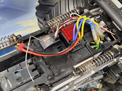 Tamiya 1/10 R/C TXT-1 Monster Xtreme 4x4 Truck Motor Servo