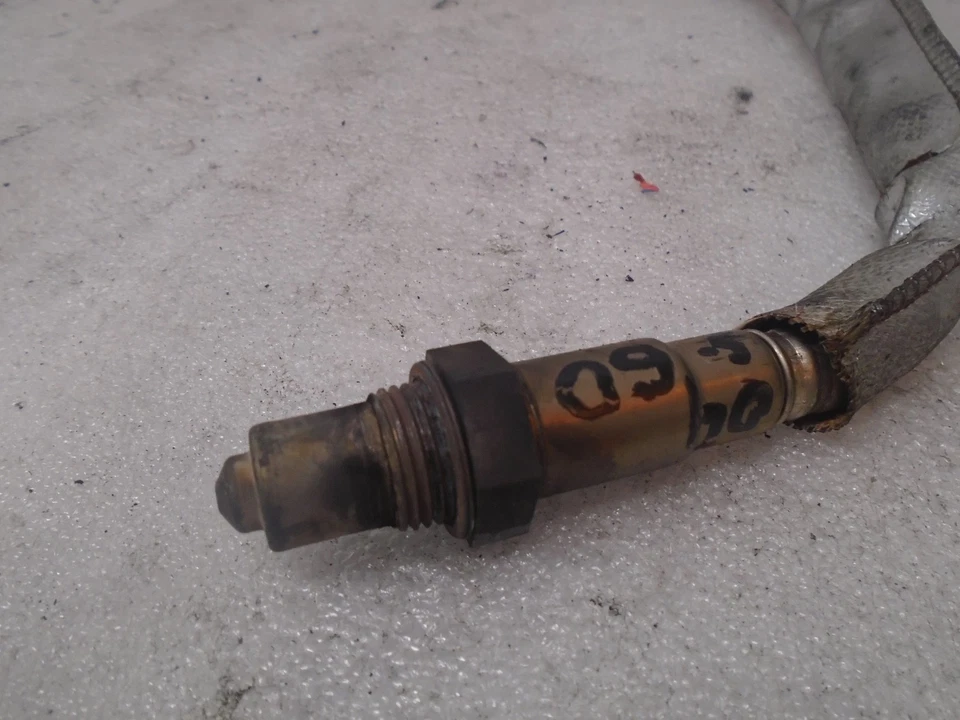 SENSOR DE OXÍGENO AGUAS ABAJO VOLVO S60 2001-2004 02 (8677894) OEM DK71170 Foto 2 de 4