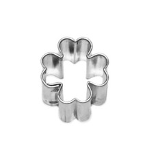 Ausstecher Klee Kleeblatt Mini 14 mm Ausstechform Marzipan Linzer Fondant Deko