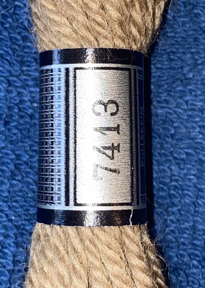 DMC Laine Tapisserie France 100% Wool Tapestry Yarn - 1 Skein Brown 7413 - Image 2 of 4