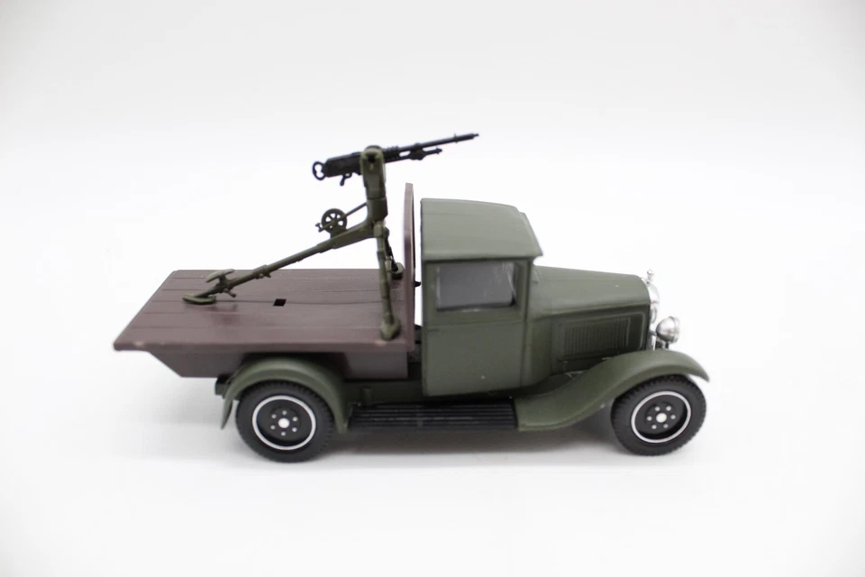 SOLIDO - CITROEN C4F DE 1930 AVEC MITRAILLEUSE - 1/43 - HACHETTE COLLECTION - - Photo 3/4