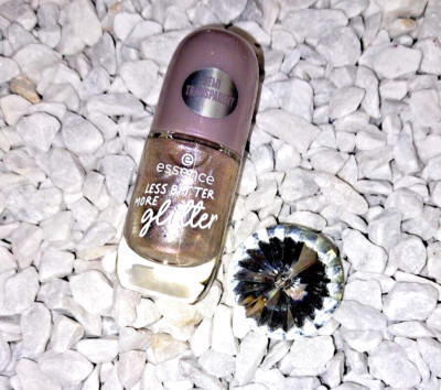 essence shine last & go! gel nail polish Farbe 58 Less Bitter More  Beauty Glanz