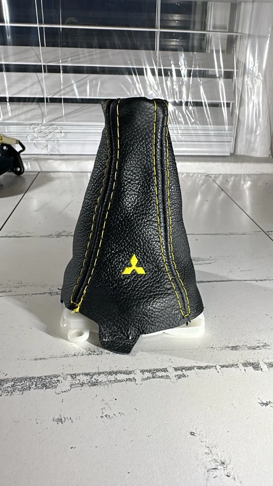 Mitsubishi Evo 8 5 Speed Custom Italian Leather Shifter Boots - Image 3 of 4